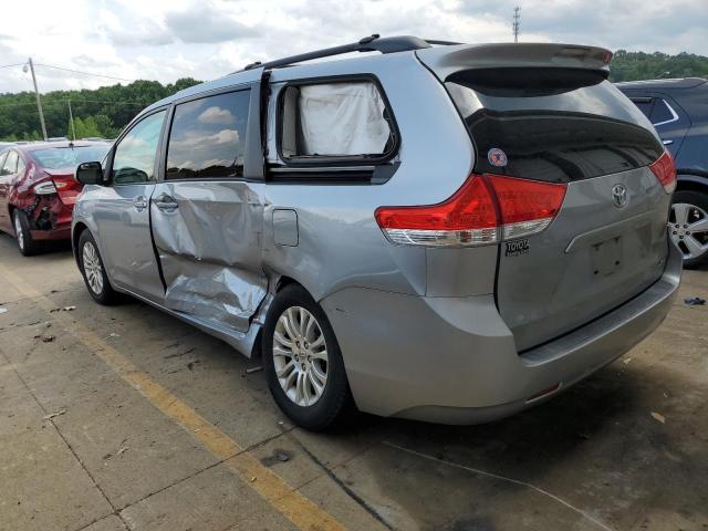 Photo 2 from auction – 2012 TOYOTA SIENNA XLE with VIN 5TDYK3DC4CS277948