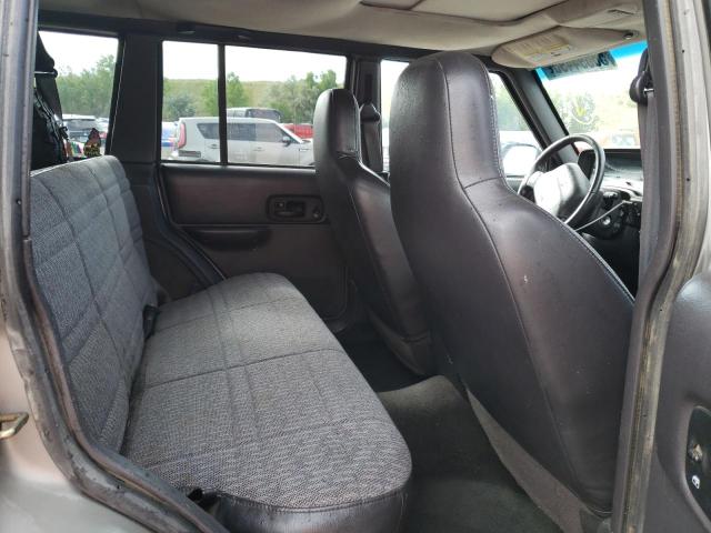 Photo 11 from auction – 2001 JEEP CHEROKEE S with VIN 1J4FF48S71L506456