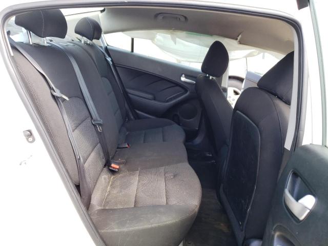 Photo 10 from auction – 2018 KIA FORTE LX with VIN 3KPFK4A74JE231404