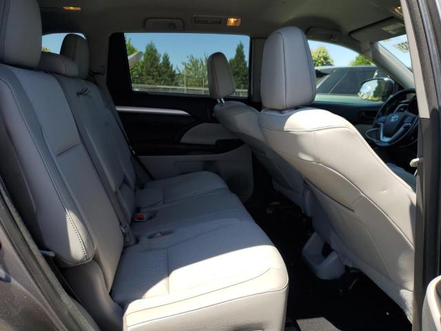 Photo 10 from auction – 2018 TOYOTA HIGHLANDER with VIN 5TDBZRFH4JS498332