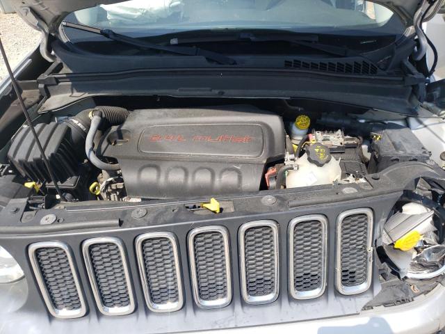 Photo 12 from auction – 2015 JEEP RENEGADE L with VIN ZACCJBBT2FPB30216