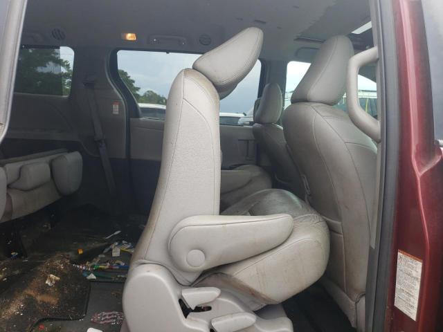 Photo 11 from auction – 2016 TOYOTA SIENNA XLE with VIN 5TDYK3DC0GS698507