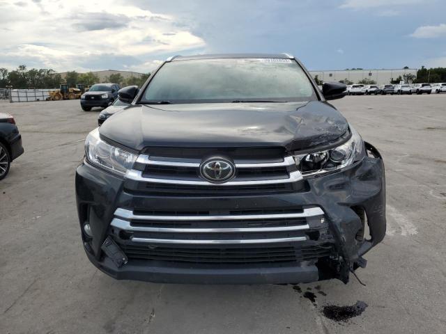 Photo 5 from auction – 2017 TOYOTA HIGHLANDER with VIN 5TDYZRFH8HS221249