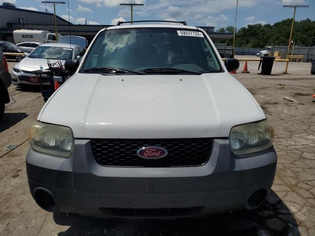 Photo 5 from auction – 2005 FORD ESCAPE XLS with VIN 1FMCU92Z35DA07747