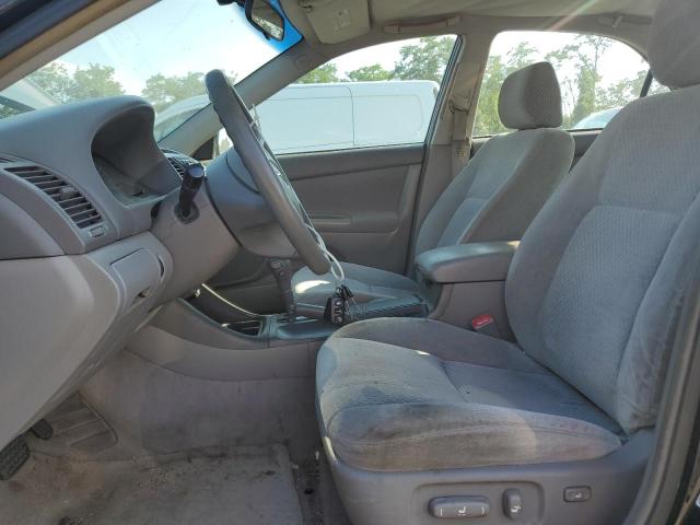Photo 7 from auction – 2004 TOYOTA CAMRY LE with VIN 4T1BE30K14U286450