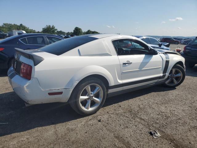 Photo 3 from auction – 2005 FORD MUSTANG with VIN 1ZVFT80N655155347