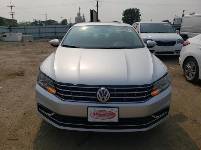 Photo 5 from auction – 2016 VOLKSWAGEN PASSAT SE with VIN 1VWBS7A38GC007384