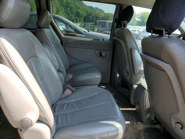 Photo 11 from auction – 2002 CHRYSLER TOWN & COU with VIN 2C8GP74L52R608997