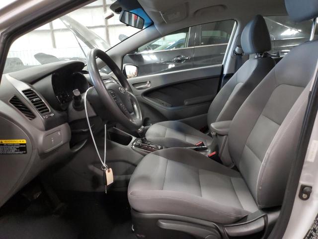 Photo 7 from auction – 2017 KIA FORTE LX with VIN 3KPFK4A70HE140656