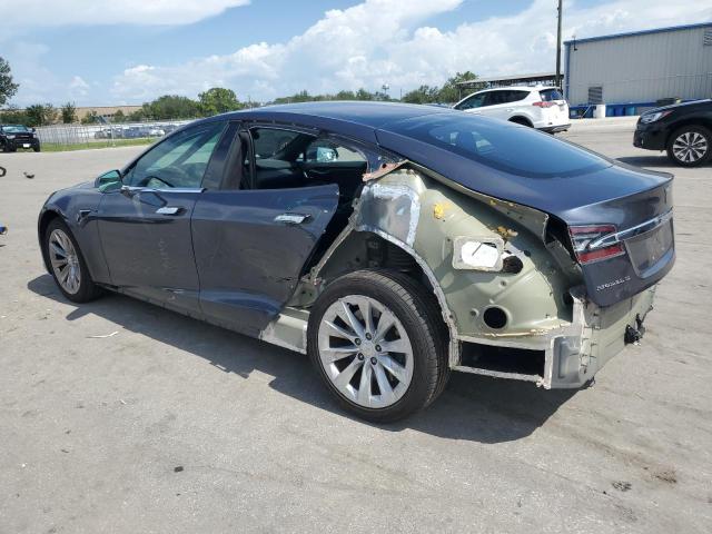 Photo 2 from auction – 2018 TESLA MODEL S with VIN 5YJSA1E27JF259576