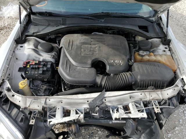 Photo 11 from auction – 2015 CHRYSLER 300 LIMITE with VIN 2C3CCAAG1FH853506