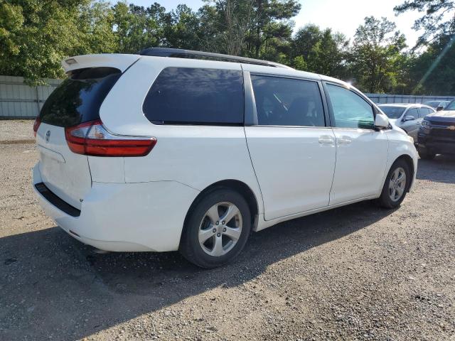 Photo 3 from auction – 2015 TOYOTA SIENNA LE with VIN 5TDKK3DC1FS678416