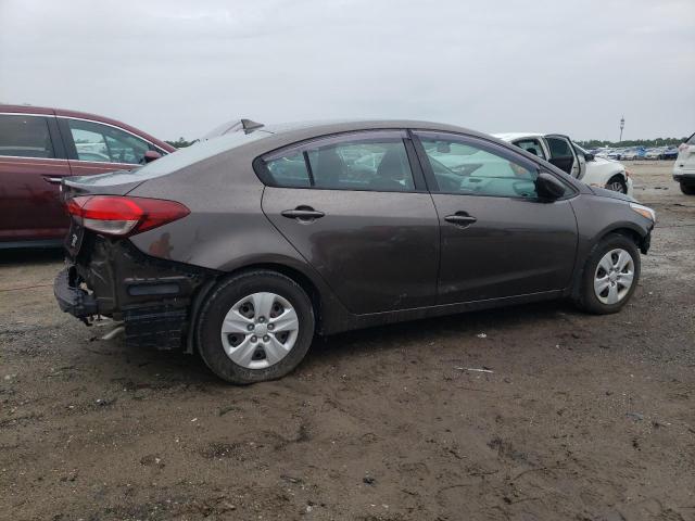 Photo 3 from auction – 2017 KIA FORTE LX with VIN 3KPFK4A72HE152114