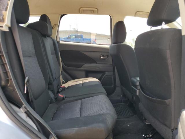 Photo 11 from auction – 2014 MITSUBISHI OUTLANDER with VIN JA4AD2A38EZ006879