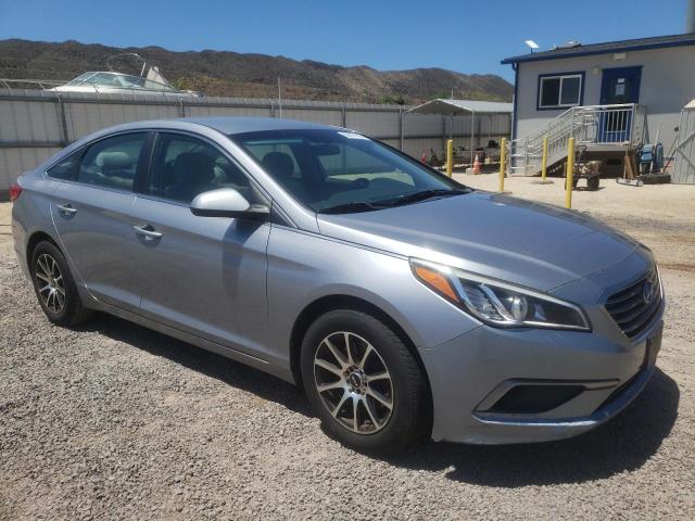 Photo 4 from auction – 2017 HYUNDAI SONATA SE with VIN 5NPE24AF6HH456237