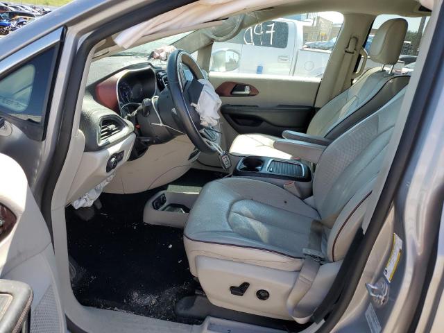 Photo 7 from auction – 2017 CHRYSLER PACIFICA L with VIN 2C4RC1GG8HR528037