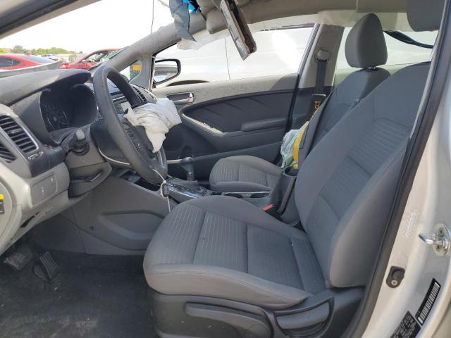 Снимка 7 от търг – 2017 KIA FORTE LX с VIN 3KPFL4A77HE042964