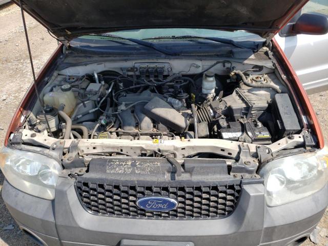 Photo 11 from auction – 2005 FORD ESCAPE LIM with VIN 1FMYU94195KA74281