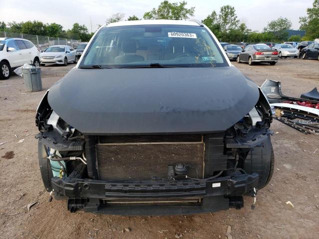 Photo 5 from auction – 2017 HYUNDAI TUCSON LIM with VIN KM8J3CA41HU551309