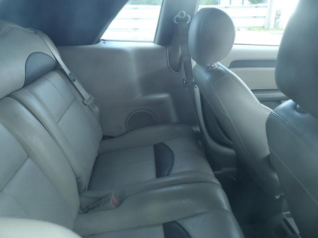 Photo 10 from auction – 2005 CHRYSLER PT CRUISER with VIN 3C3AY75S15T329482
