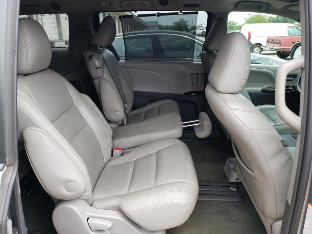 Photo 11 from auction – 2016 TOYOTA SIENNA XLE with VIN 5TDYK3DC0GS693856