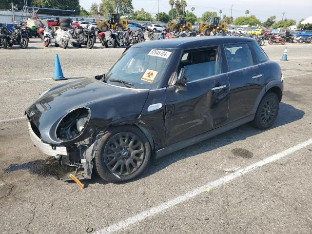 MINI COOPER S 2017 with VIN WMWXU3C54H2D32289 - Photo from auction