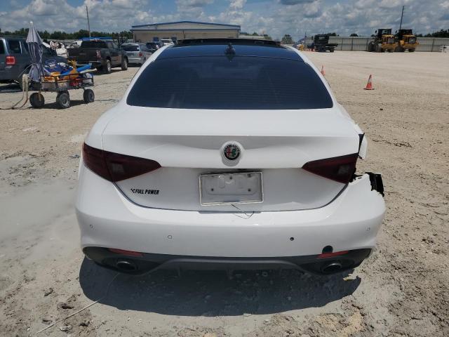 Photo 6 from auction – 2018 ALFA ROMEO GIULIA with VIN ZARFAEBN7J7566295