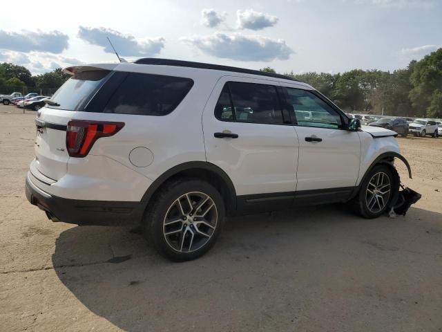 Photo 3 from auction – 2018 FORD EXPLORER S with VIN 1FM5K8GT3JGC71704