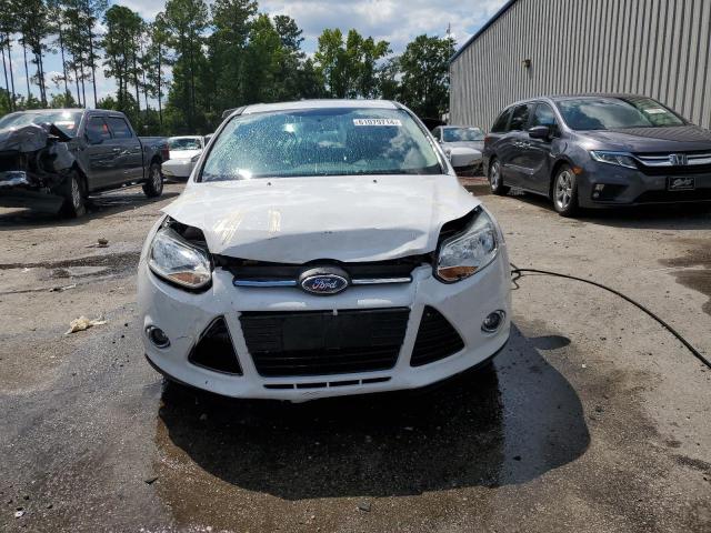 Photo 5 from auction – 2014 FORD FOCUS SE with VIN 1FADP3K2XEL203230