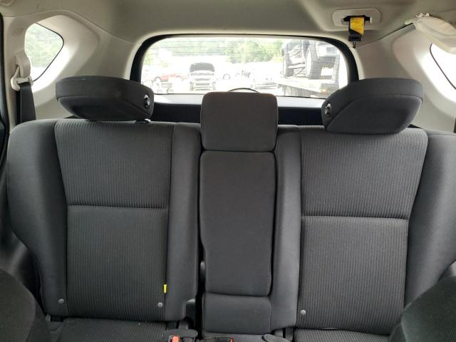 Photo 10 from auction – 2017 TOYOTA RAV4 LE with VIN 2T3BFREV2HW567043