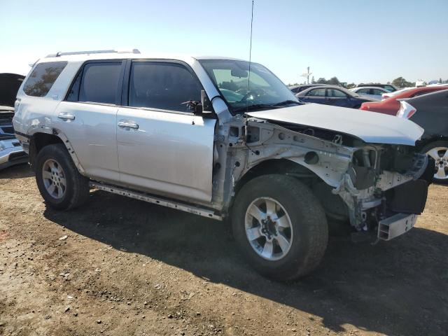 Photo 4 from auction – 2013 TOYOTA 4RUNNER SR with VIN JTEZU5JR5D5053934