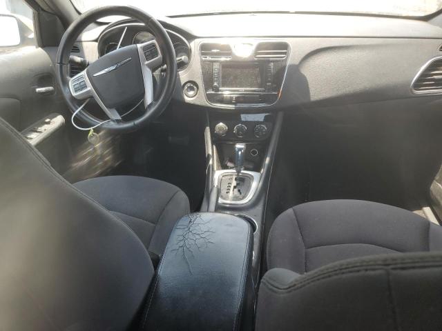 Photo 8 from auction – 2014 CHRYSLER 200 TOURIN with VIN 1C3CCBBB6EN118180