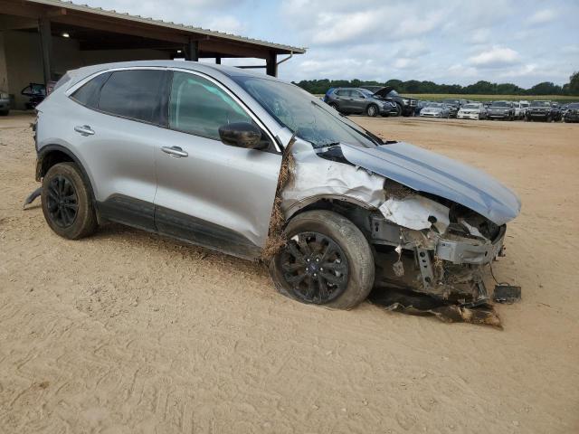 Photo 4 from auction – 2022 FORD ESCAPE SE with VIN 1FMCU0G64NUB07754