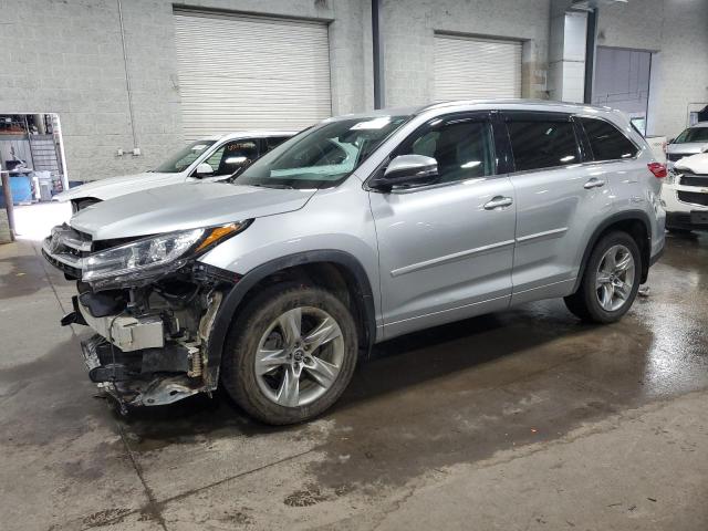 TOYOTA HIGHLANDER 2018 with VIN 5TDDZRFH3JS907834 - Photo from auction