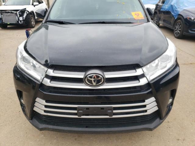 Photo 11 from auction – 2019 TOYOTA HIGHLANDER with VIN 5TDJZRFH5KS618734