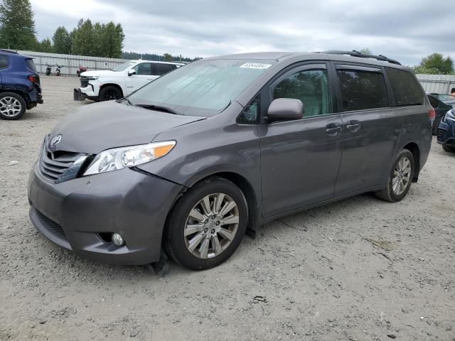 Photo 1 from auction – 2013 TOYOTA SIENNA XLE with VIN 5TDDK3DC2DS065470