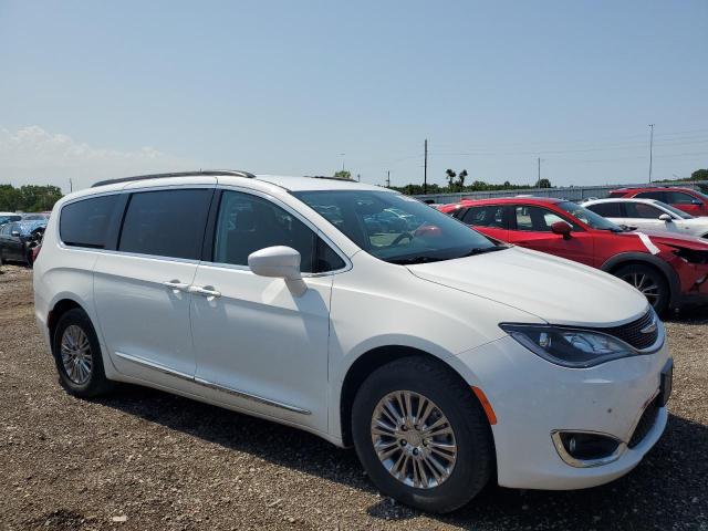 Photo 4 from auction – 2017 CHRYSLER PACIFICA T with VIN 2C4RC1DG6HR722313