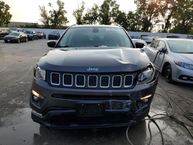 Photo 5 from auction – 2017 JEEP COMPASS LA with VIN 3C4NJDBB4HT656662
