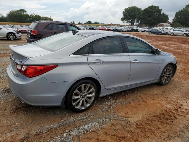 Photo 3 from auction – 2012 HYUNDAI SONATA SE with VIN 5NPEC4AB6CH495316