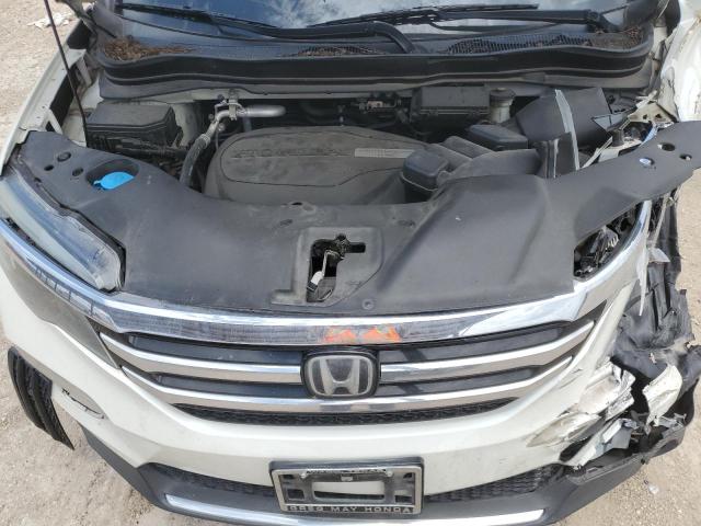 Photo 12 from auction – 2016 HONDA PILOT TOUR with VIN 5FNYF5H96GB017544