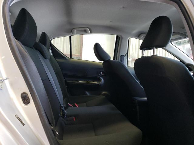 Photo 11 from auction – 2015 TOYOTA PRIUS C with VIN JTDKDTB32F1585978