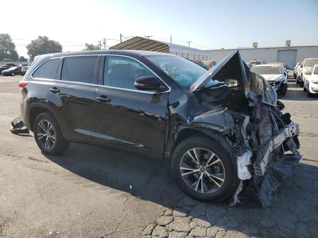 Photo 4 from auction – 2019 TOYOTA HIGHLANDER with VIN 5TDZZRFH4KS316922