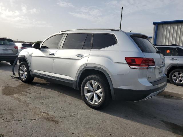 Photo 2 from auction – 2018 VOLKSWAGEN ATLAS S with VIN 1V2AR2CA8JC524716