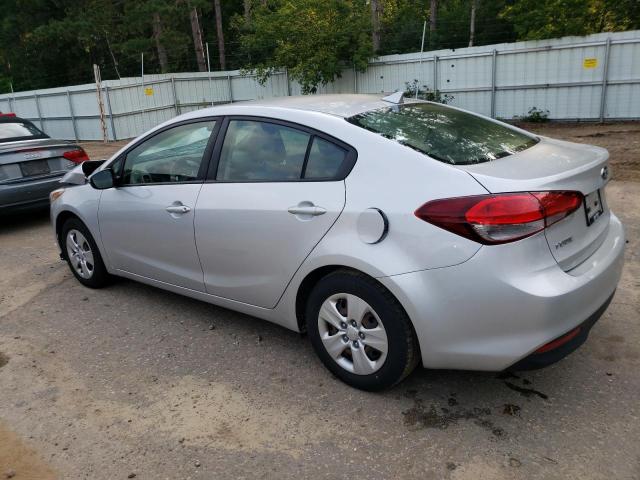 Photo 2 from auction – 2017 KIA FORTE LX with VIN 3KPFK4A77HE123689