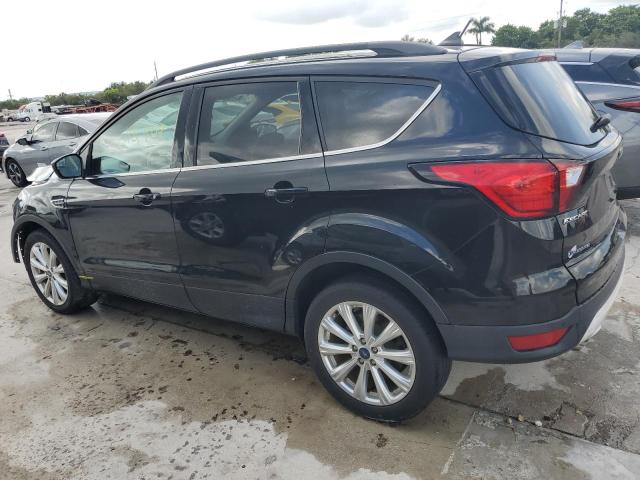 Photo 2 from auction – 2019 FORD ESCAPE SEL with VIN 1FMCU0HD3KUB20911