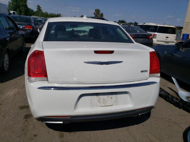 Photo 6 from auction – 2017 CHRYSLER 300 LIMITE with VIN 2C3CCAAG7HH608194
