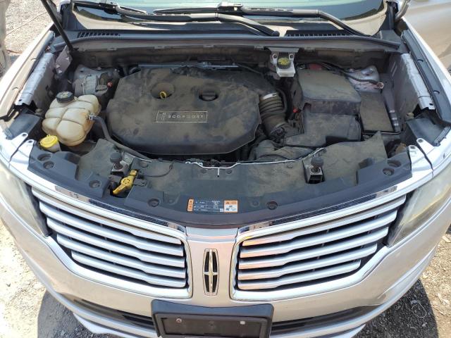 Photo 12 from auction – 2016 LINCOLN MKC RESERV with VIN 5LMCJ3D93GUJ29995