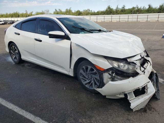 Zdjęcie 4 z aukcji – 2017 HONDA CIVIC EX z VIN 2HGFC2F74HH516002