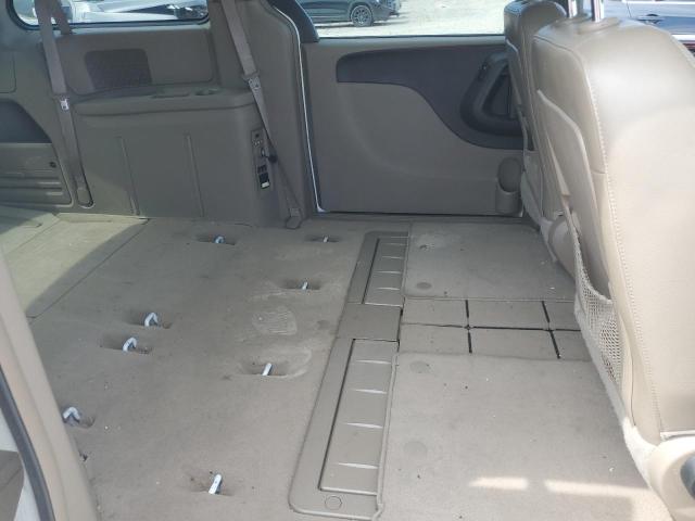 Photo 11 from auction – 2013 CHRYSLER TOWN & COU with VIN 2C4RC1BG3DR713758