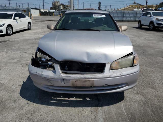 Photo 5 from auction – 2000 TOYOTA CAMRY LE with VIN 4T1BF22K7YU947151